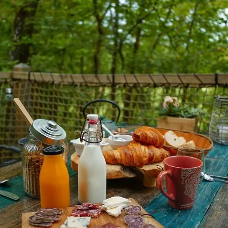 Деревянный коттедж Nid'en'o Et Lot Et Dordogne *